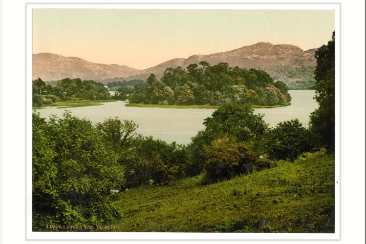 Lough Gill. Co. Sligo Ireland Snapshots Of The Past, CC BY-SA 2.0 , via Wikimedia Commons